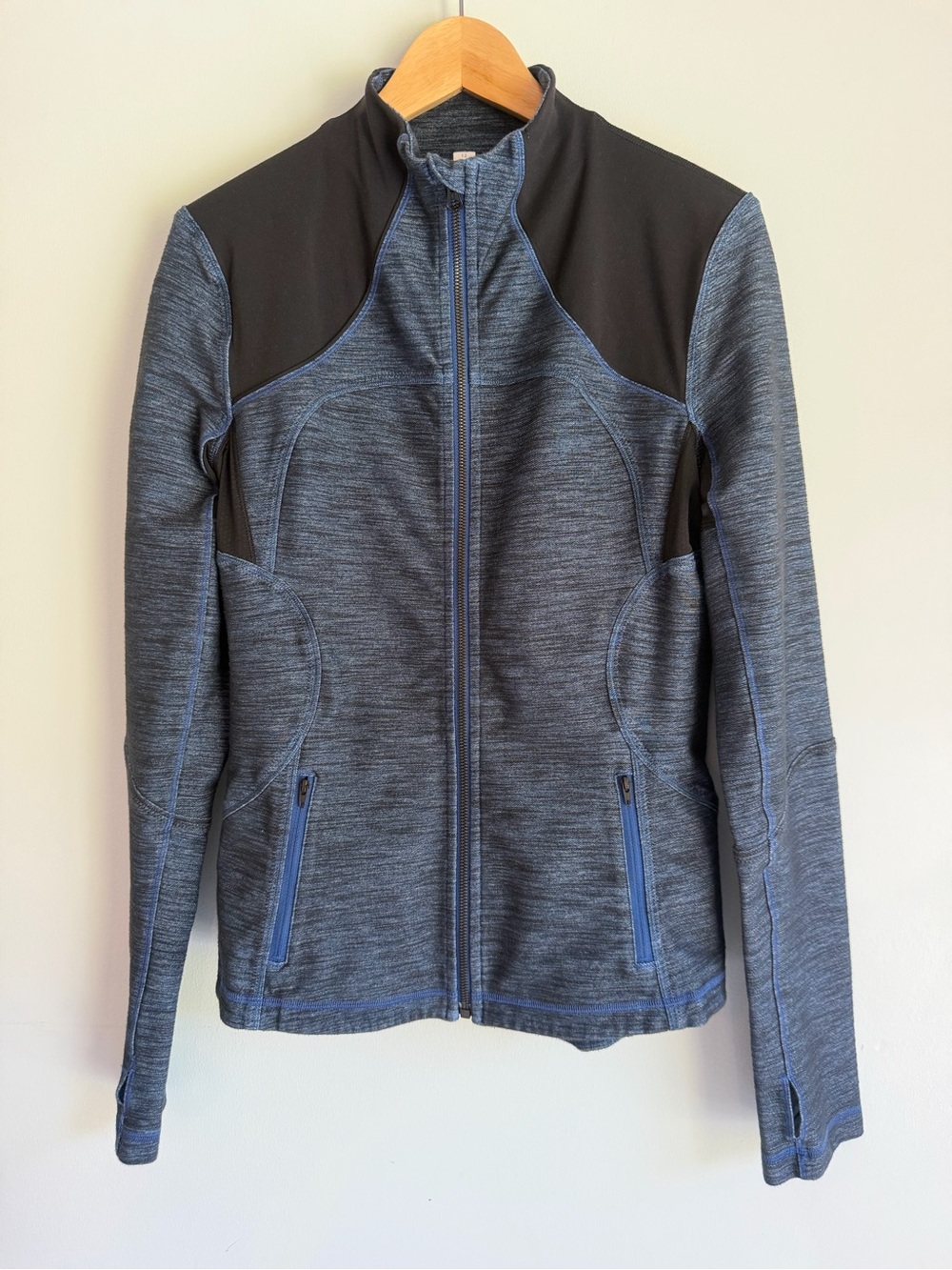 lululemon Forme Jacket Reversible Slub Denim Limitless-Blue/Black Size 12 (L/XL) - Picture 3 of 7